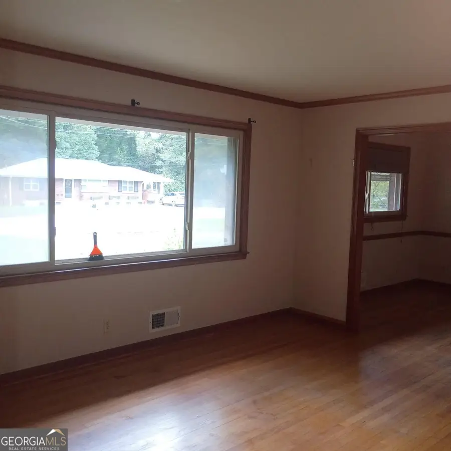 3561 Westbrook Drive Se, Smyrna, GA 30082 - #2