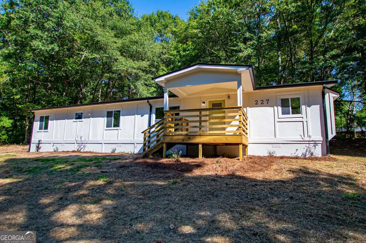227 Garden Lake Drive, Carrollton, GA 30116 - #1
