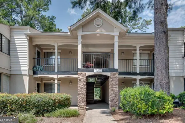 1516 Wingate Way, Sandy Springs, GA 30350