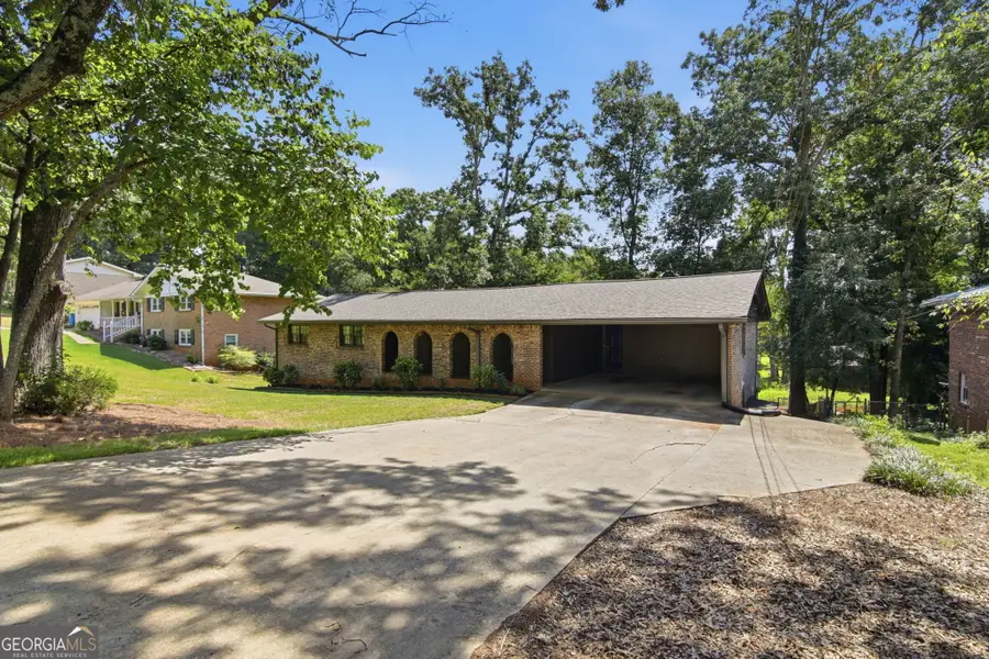 5636 Crestwood Drive, Stone Mountain, GA 30087 - #3