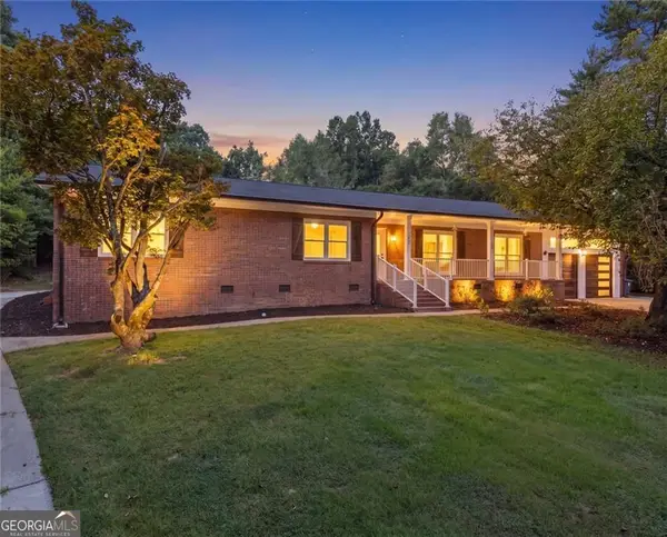 1492 Burns Drive Ne, Gainesville, GA 30501