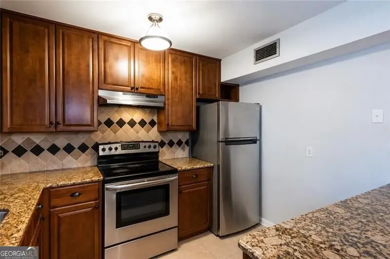 14 Cantey Place Nw, Atlanta, GA 30327 - #3