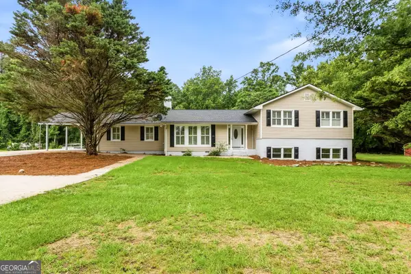 76 Willis Road, Molena, GA 30258