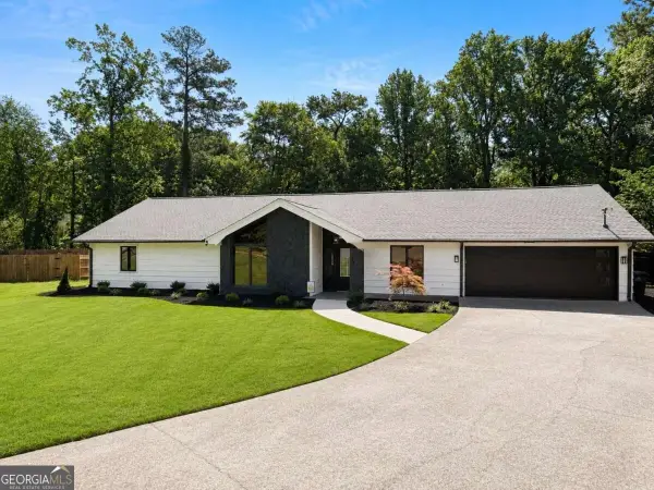 1300 Chipping Court, Roswell, GA 30076