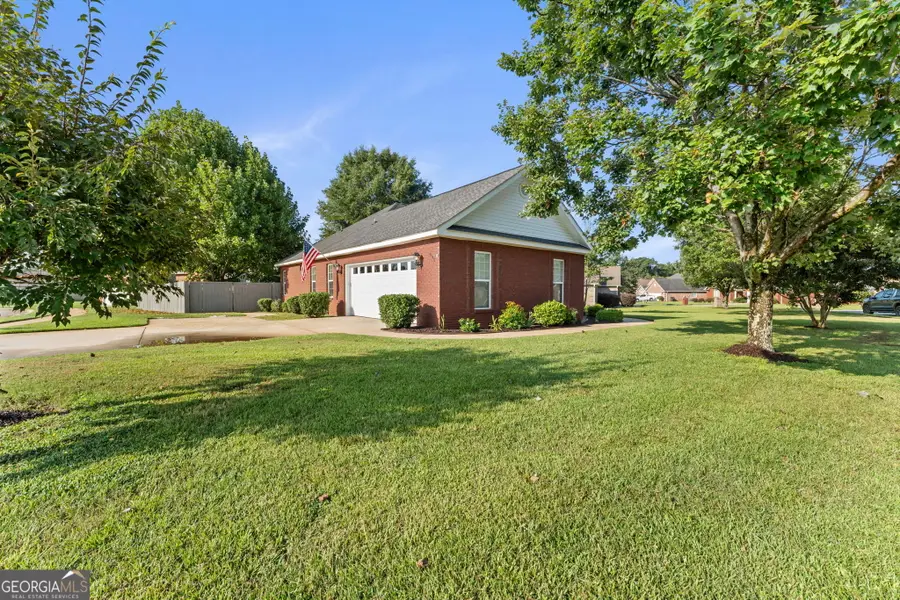 806 Huntwood Lane, Kathleen, GA 31047 - #2
