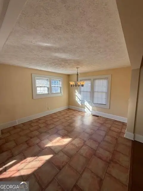 709 College Street, Calhoun, GA 30701 - #2
