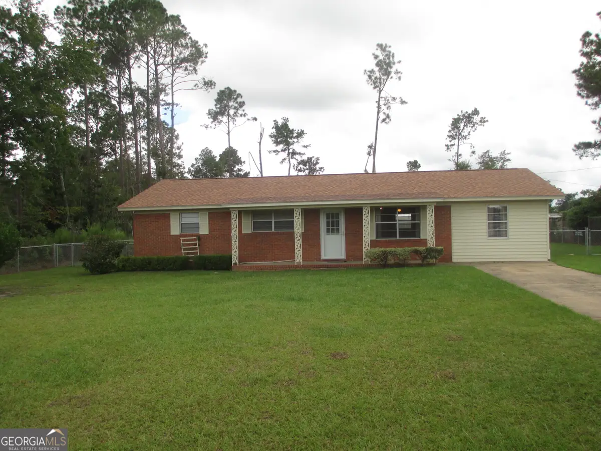 94 S Miller Street, Hazlehurst, GA 31539 - #1