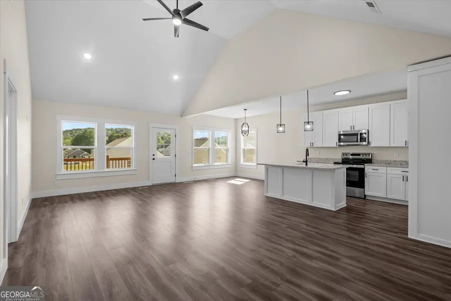 142 Washington Street, Dalton, GA 30721 - #2