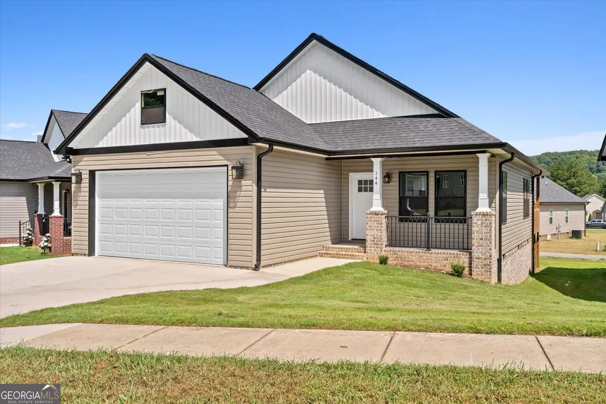 144 Washington Street, Dalton, GA 30721 - #1