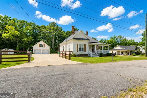 35 Combs Street, Locust Grove, GA 30248