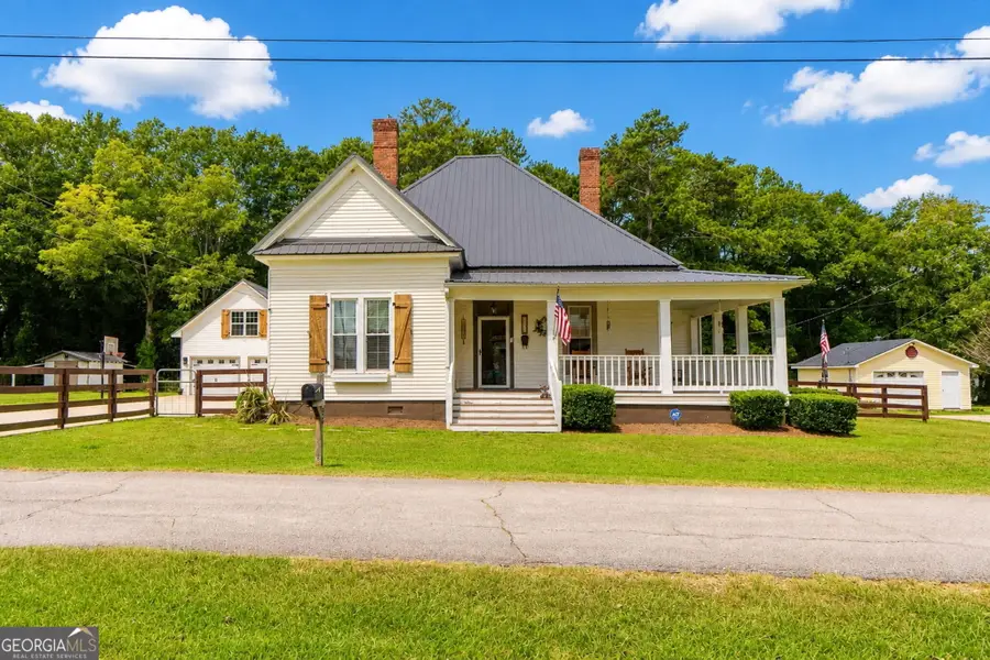 35 Combs Street, Locust Grove, GA 30248 - #2