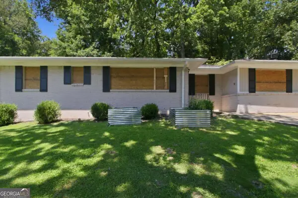 1763 Meadowglades Drive, Decatur, GA 30035