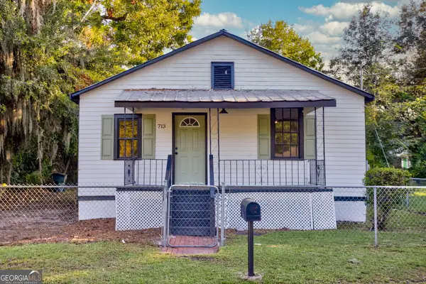 713 Atlanta Street, Savannah, GA 31405