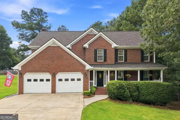 5821 Silverthorn Drive, Flowery Branch, GA 30542