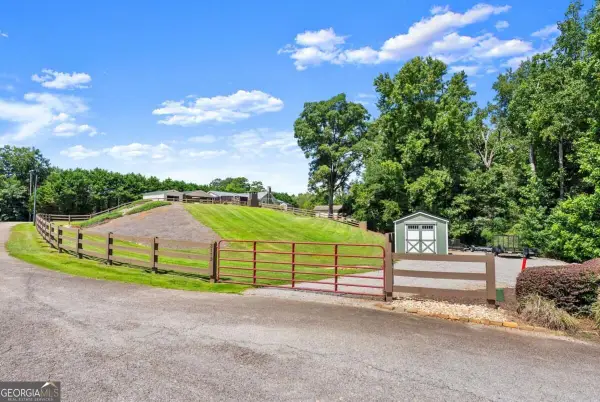 3173 Alenes Drive, Gainesville, GA 30506