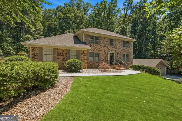 330 Waverly Hall Drive, Roswell, GA 30075
