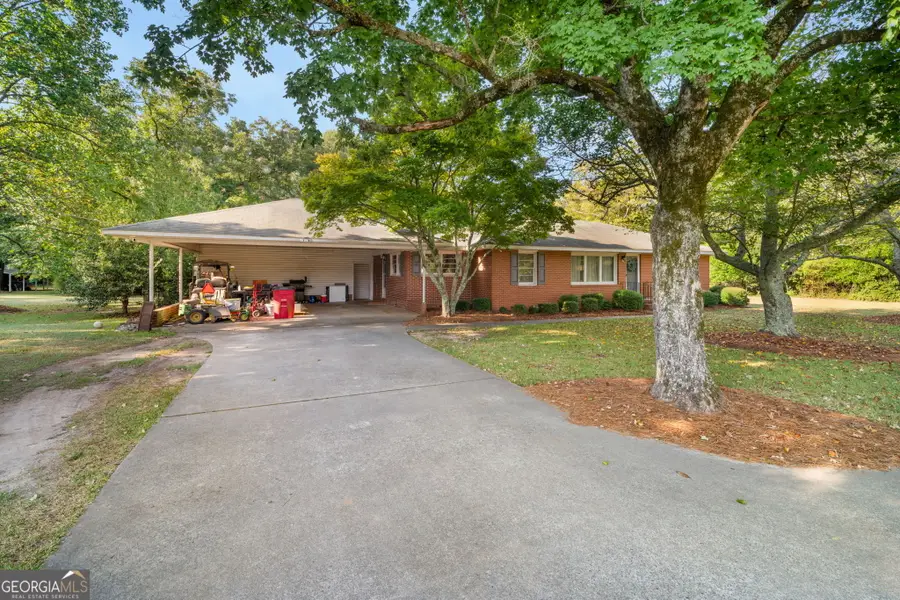 813 W Church Street, Sandersville, GA 31082 - #3