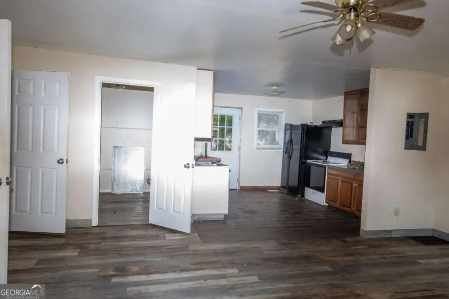 46 Young Street, Cartersville, GA 30120 - #3