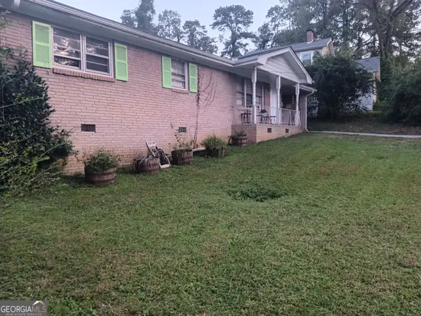2334 Woodcastle Ln, Atlanta, GA 30316