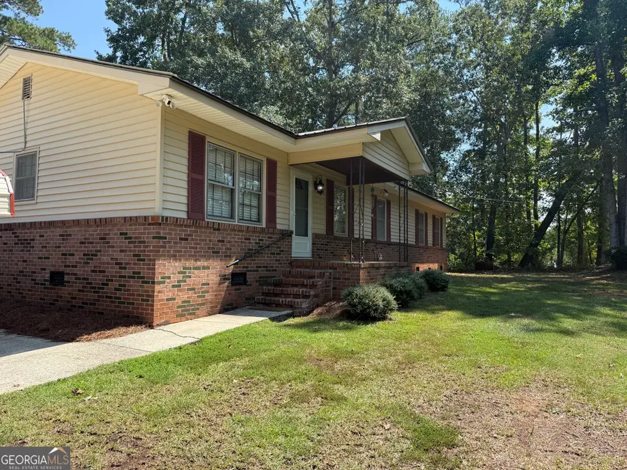 135 Woodland Drive, Gordon, GA 31031 - #2