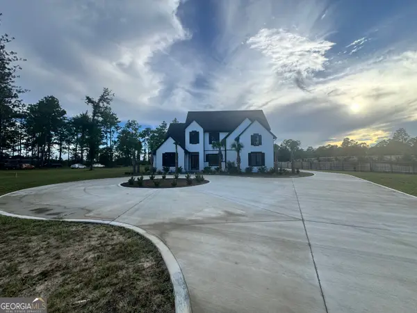 20 Club Drive, Jesup, GA 31546