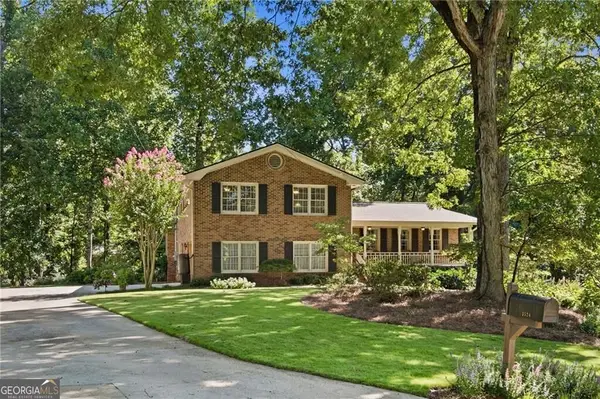 1524 Summerford Court, Dunwoody, GA 30338
