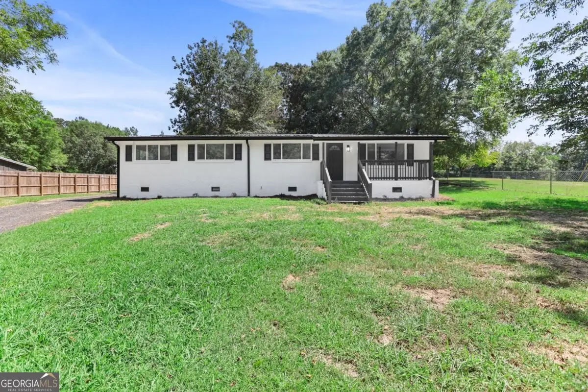 4993 Lone Oak Road, Grantville, GA 30220 - #1