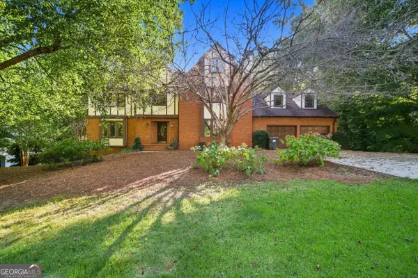 3335 Trails End Road Ne, Roswell, GA 30075