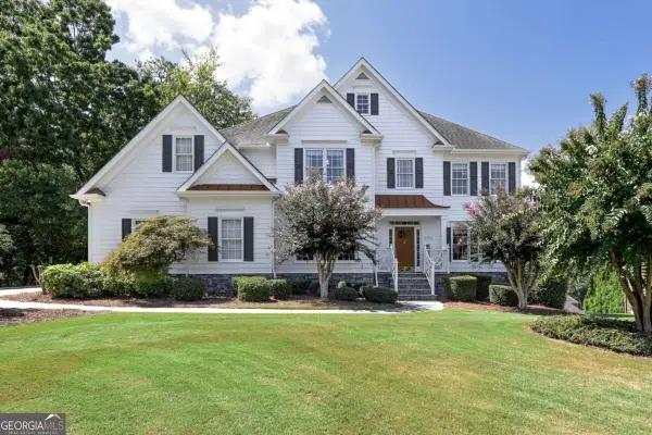 1053 Autumn Blaze Lane, Lawrenceville, GA 30045