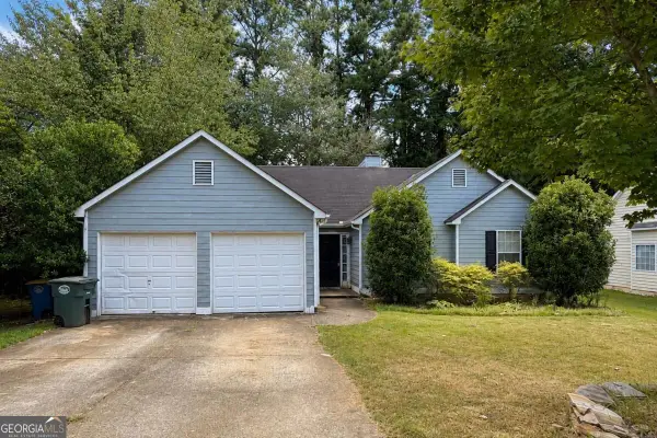 2247 Dresden Green Nw, Kennesaw, GA 30144