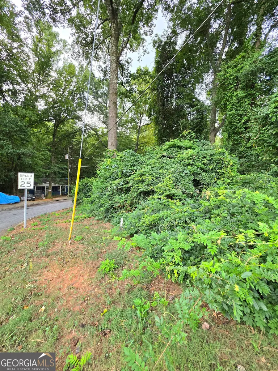 546 Dixon Street, Scottdale, GA 30079 - #3