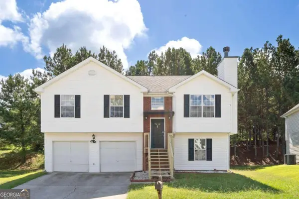 7410 Petunia Drive, Riverdale, GA 30296