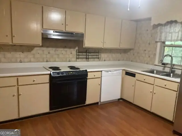 304 Clairmont Drive, Dublin, GA 31021 - #3