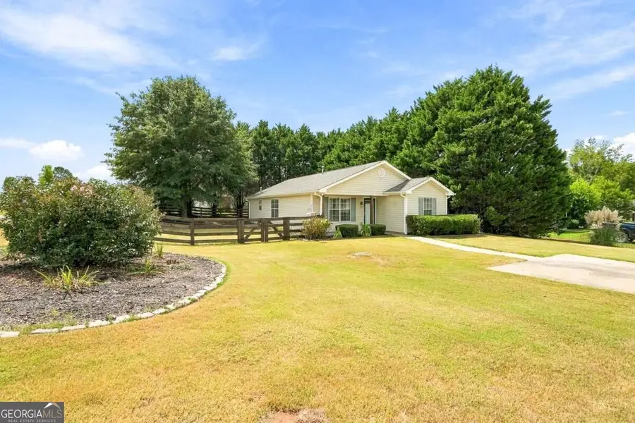 306 Dove Point, Social Circle, GA 30025 - #2