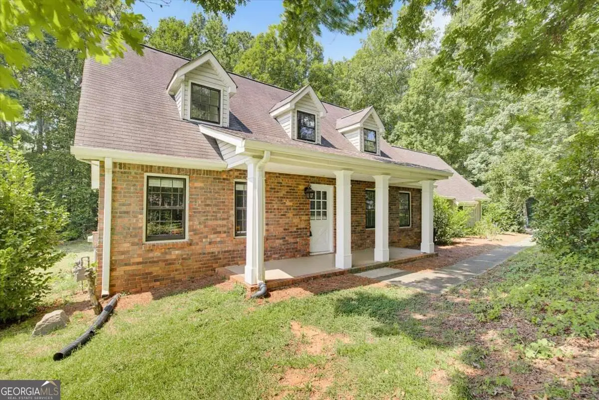 435 NW Stonehenge Drive, Marietta, GA 30064 - #1