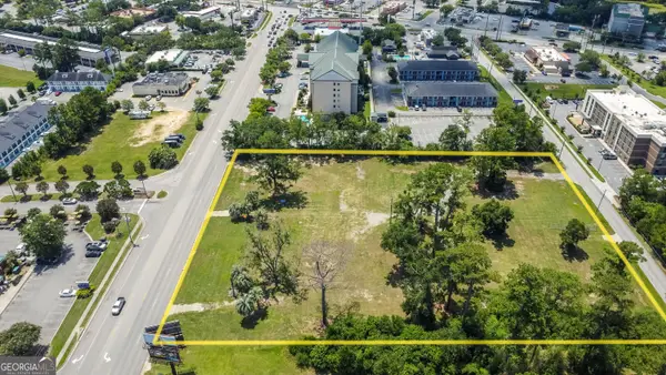 1705 Ellis Dr, Valdosta, GA 31602