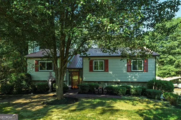 101 Holly Creek Court, Woodstock, GA 30188