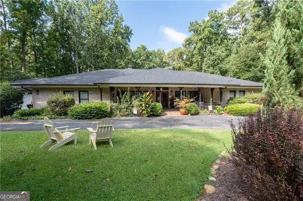 8180 Innsbruck Drive, Sandy Springs, GA 30350