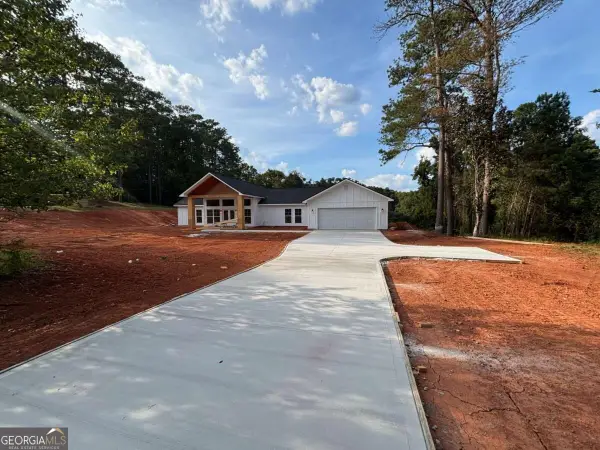 960 Cameron Mill Road, Lagrange, GA 30240
