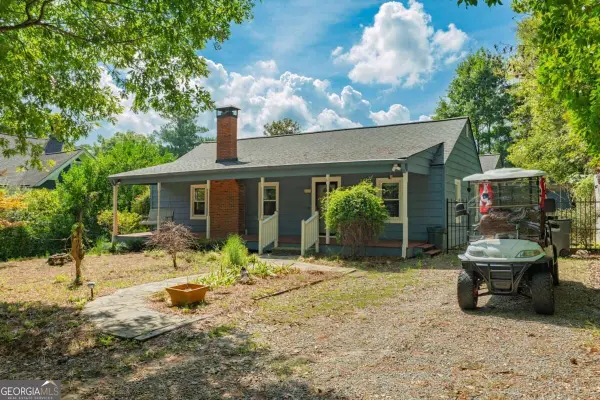 4490 Dallas Street, Acworth, GA 30101