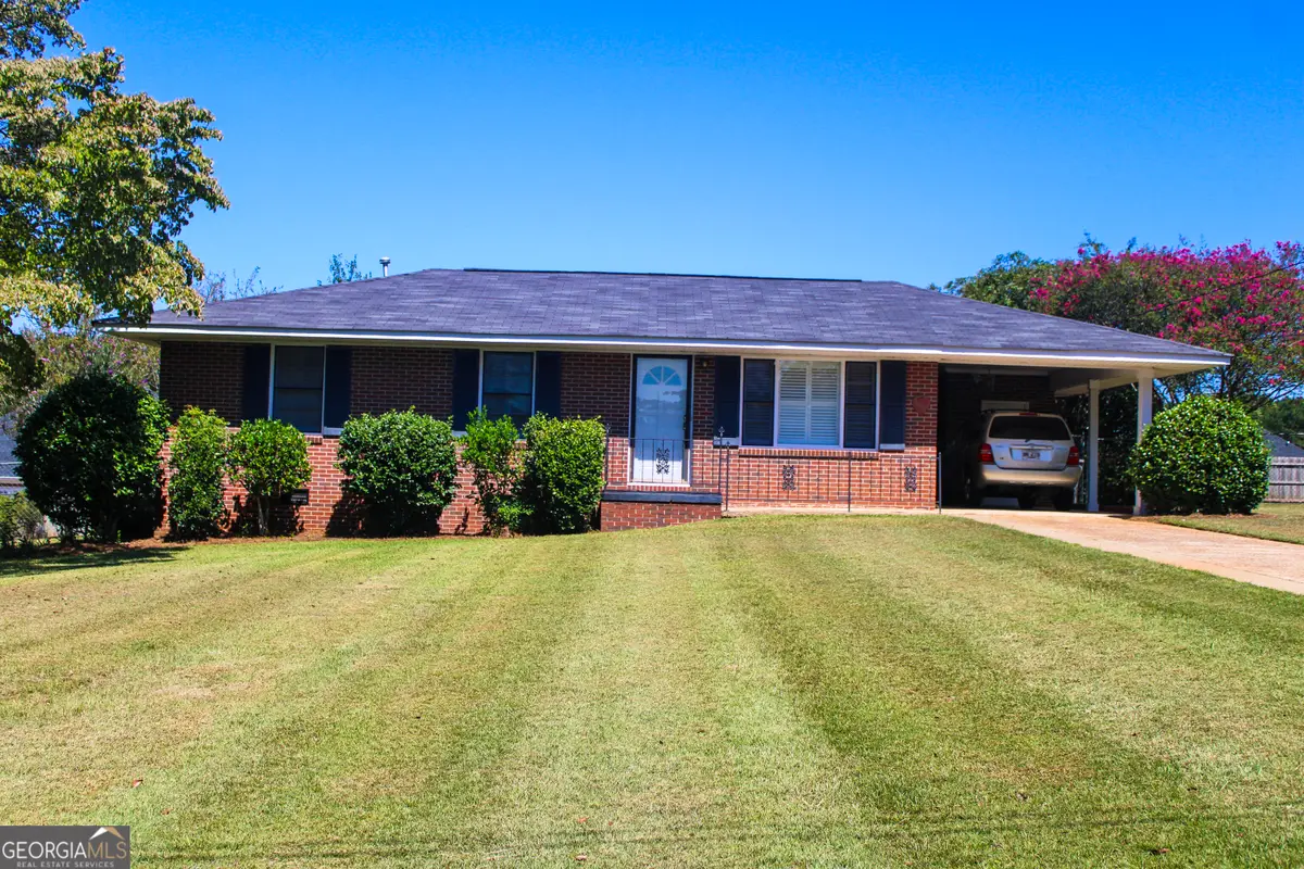126 N Chilton Crescent, Lagrange, GA 30240 - #1