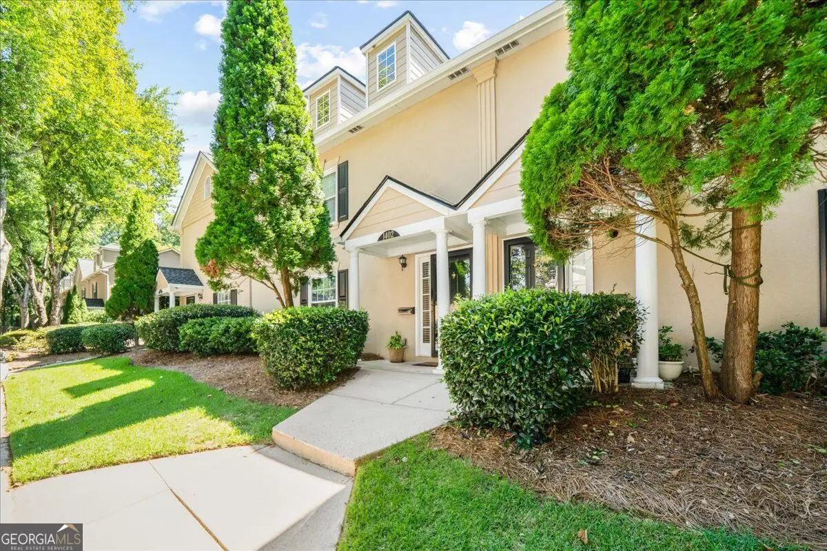 1402 Brighton Point, Sandy Springs, GA 30328 - #1