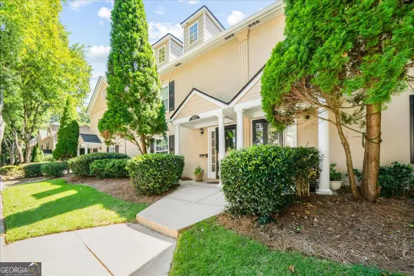 1402 Brighton Point, Sandy Springs, GA 30328