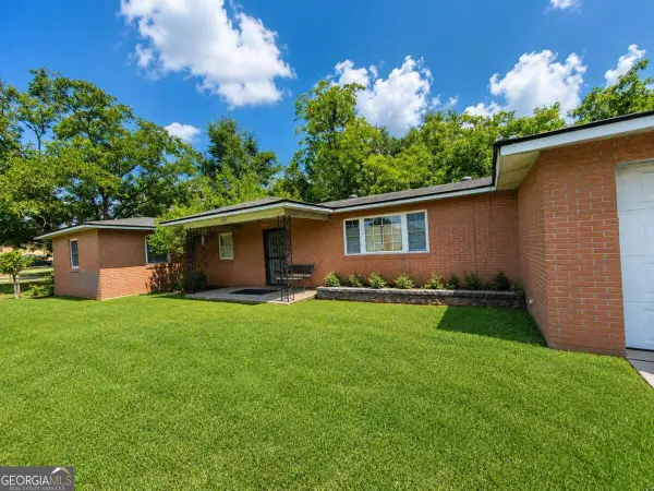 1002 N Carroll Street, Albany, GA 31705