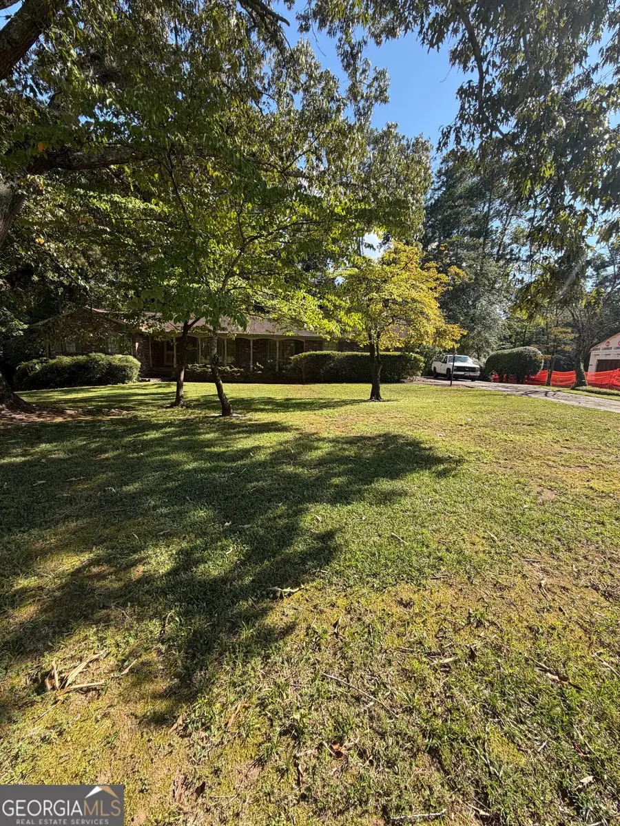 1663 Kings Down Circle, Dunwoody, GA 30338 - #2