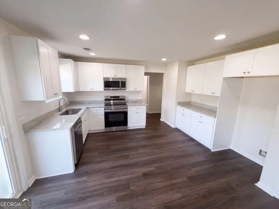7402 Walton Hill, Fairburn, GA 30213 - #2