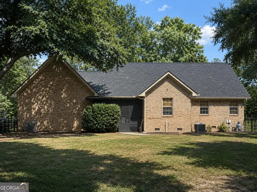 390 Central Avenue, Guyton, GA 31312 - #3