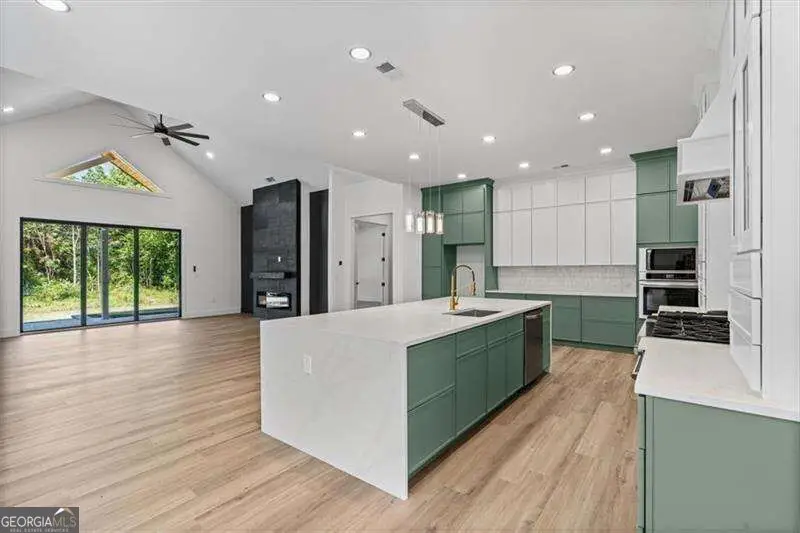 520 Rockbridge Road Sw, Lilburn, GA 30047 - #3