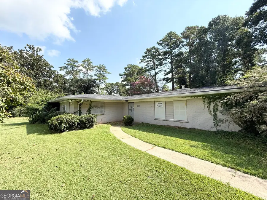 802 Kenilworth Circle, Stone Mountain, GA 30083 - #2