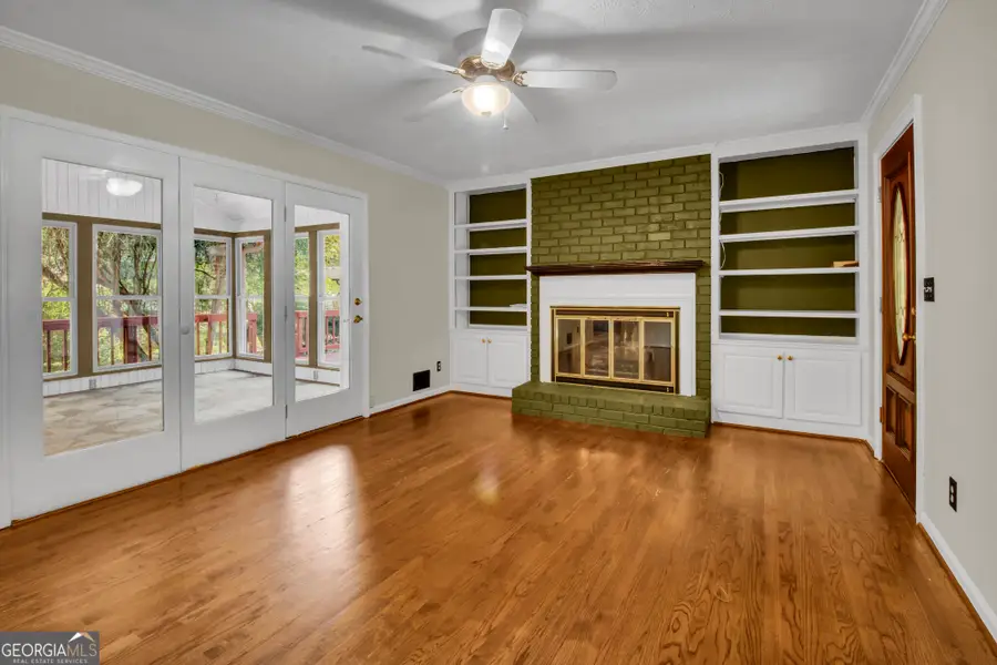 2594 W Fontainebleau Court, Dunwoody, GA 30360 - #2